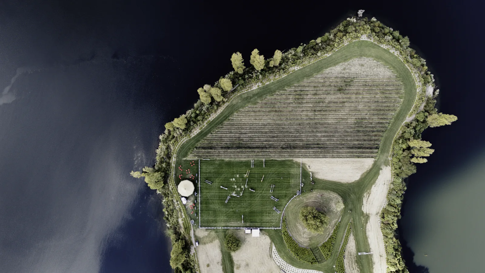 Takapoto Estate equestrian venue