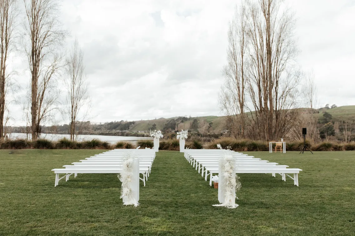 Wedding at Takapoto Estate