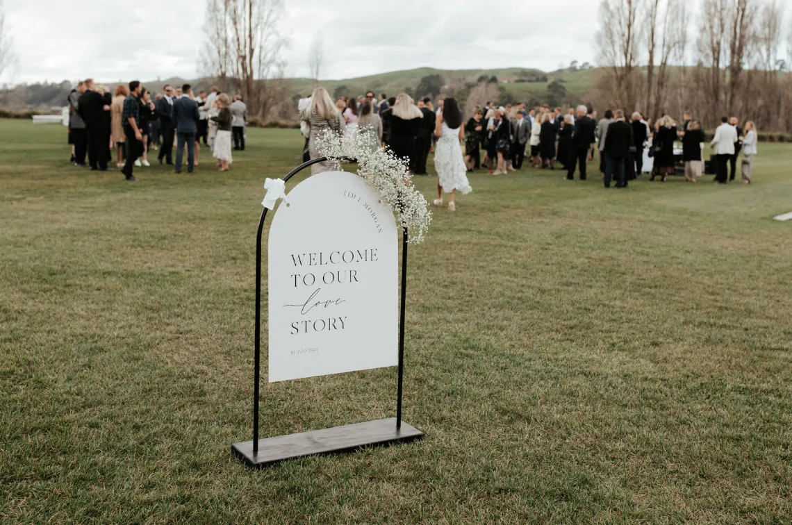 Wedding at Takapoto Estate