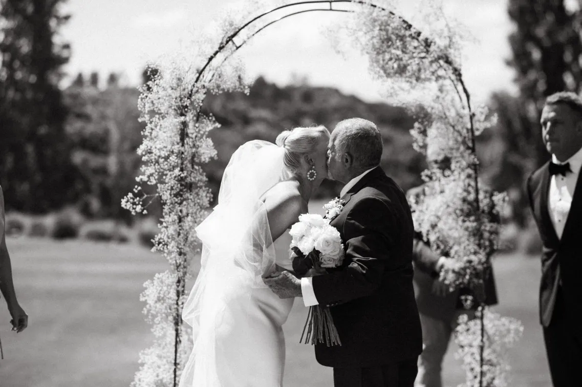 Wedding at Takapoto Estate