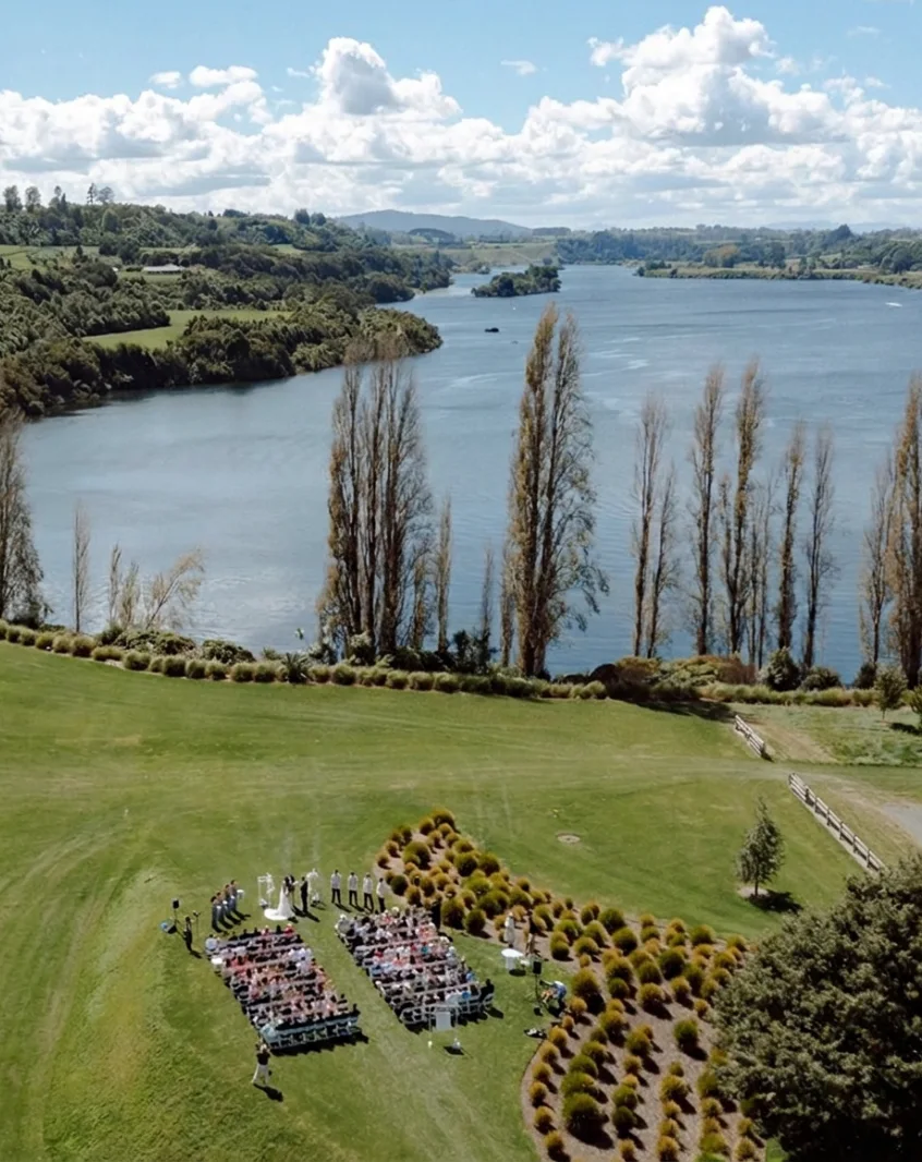 A wedding at Takapoto Estate